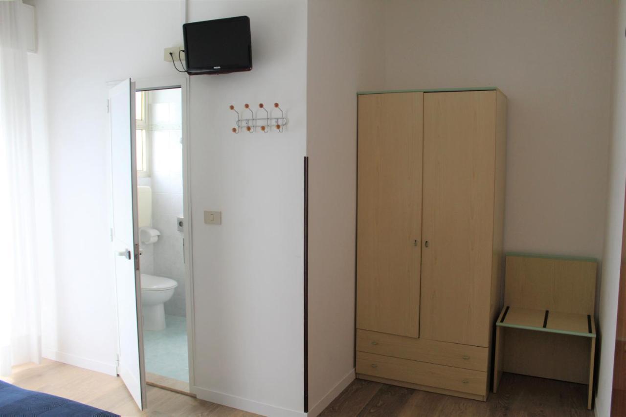 Hotel Palme Park & Beach Included Lido di Jesolo Exterior photo