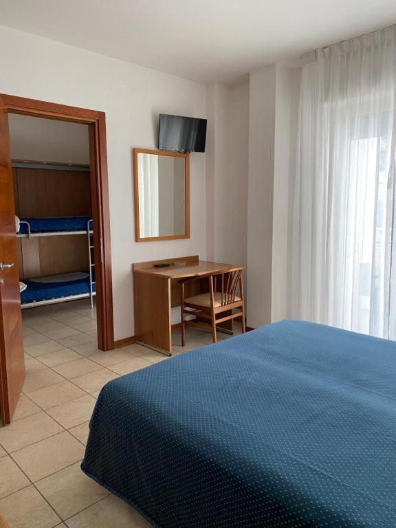Hotel Palme Park & Beach Included Lido di Jesolo Exterior photo
