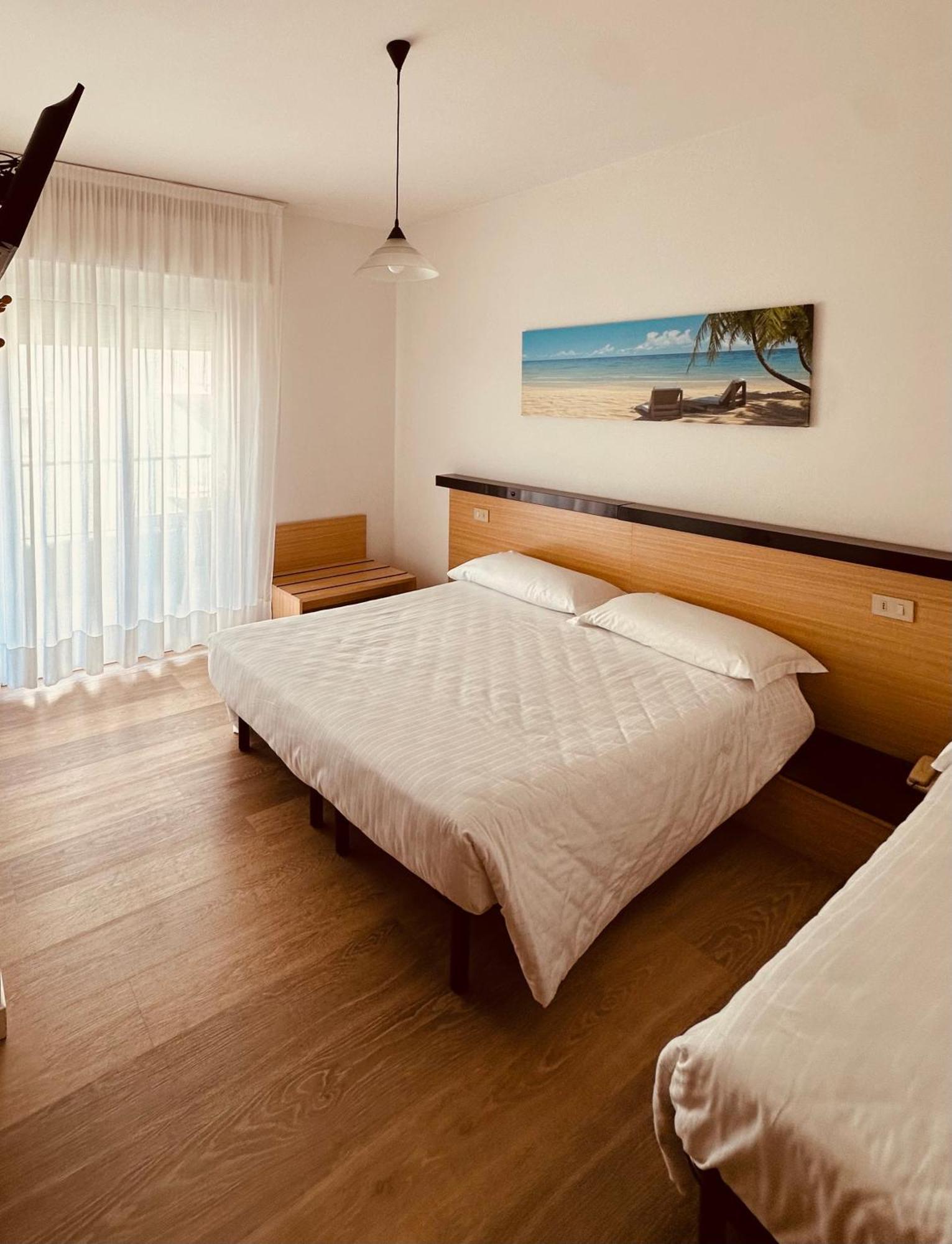 Hotel Palme Park & Beach Included Lido di Jesolo Exterior photo